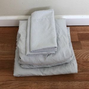 Room Essentials King Sheets